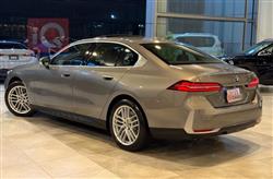 بي ام دبليو الفئة 5